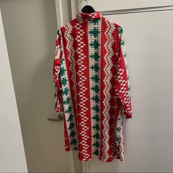 Button down dress. - Picture 4 of 5